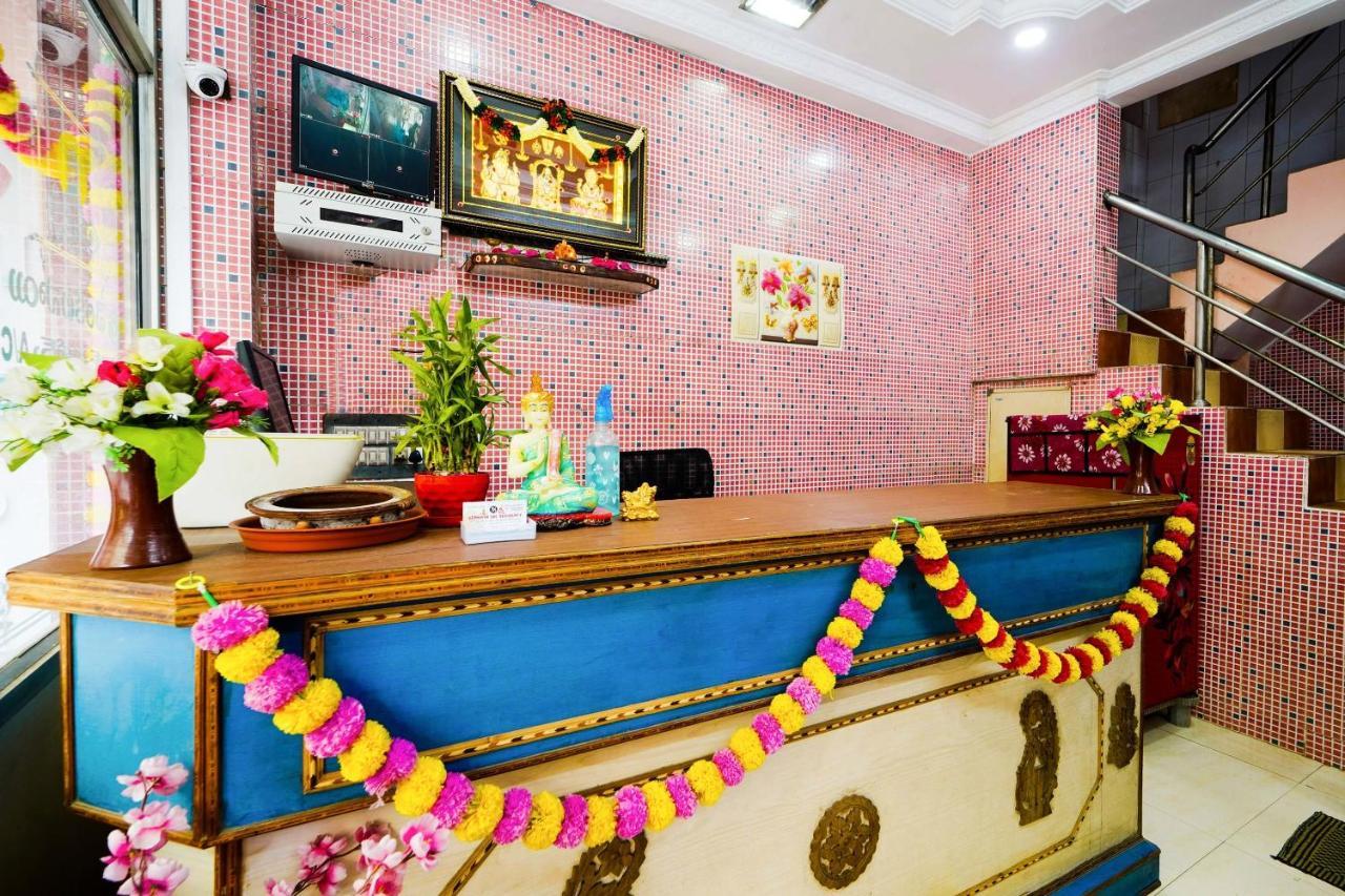 Hotel Spot On Venkata Sai Residency à Tirupati Extérieur photo